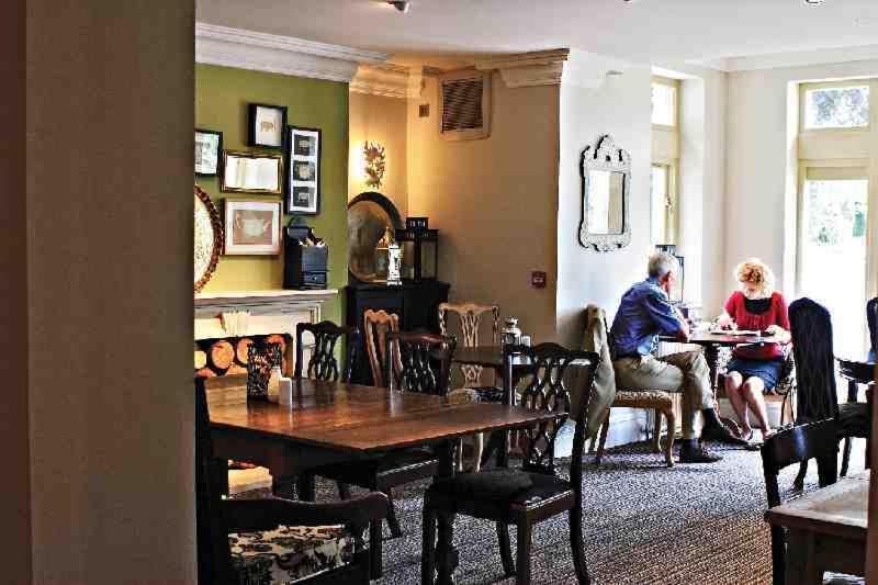 The Wheatley Arms Hotel Ilkley Buitenkant foto